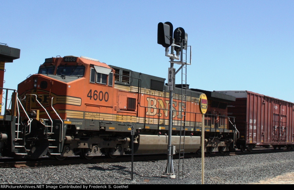 BNSF 4600